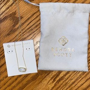 Kendra Scott Elisa Pendant with pouch